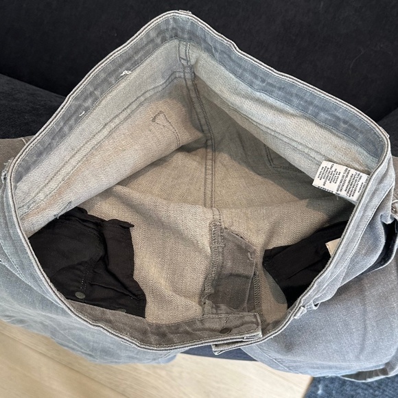 Helmut Lang Skinny Grey Denim Jeans - Size 32. - Picture 12 of 15